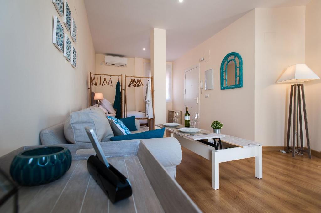 Część wypoczynkowa w obiekcie Hommyhome Pozo Santo Penthouse