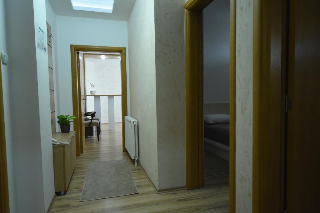Garni Uni Elita Lux Hotel - Resim 36