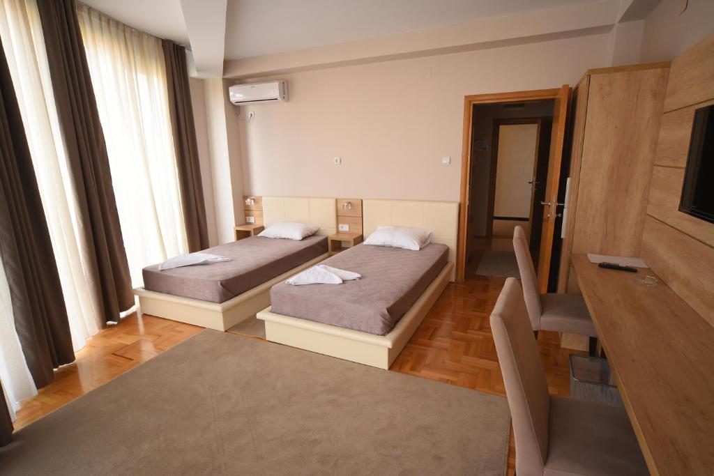 Garni Uni Elita Lux Hotel - Resim 40