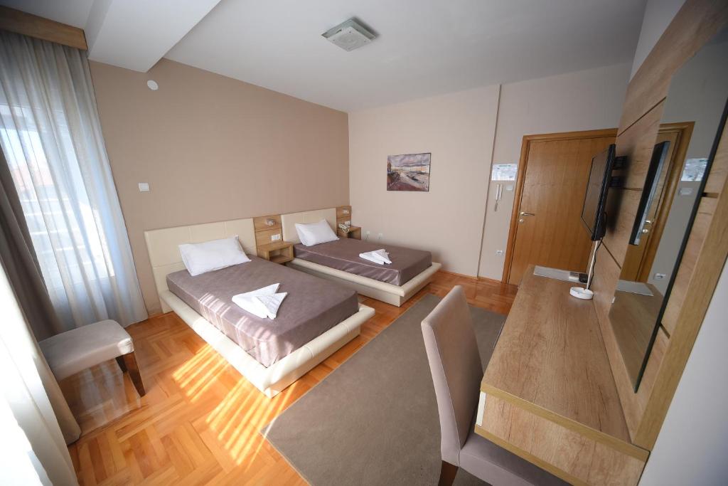 Garni Uni Elita Lux Hotel - Resim 45