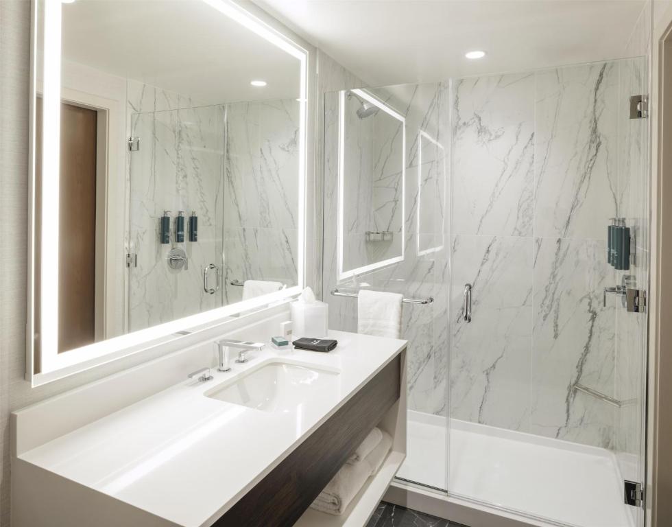 Hilton Arlington Rosslyn The Key - Habitación King