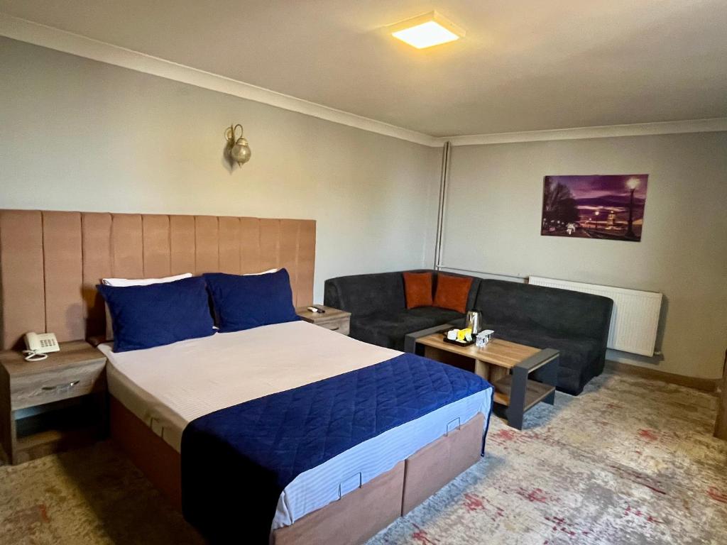 kocatepe hotel - Triple Room