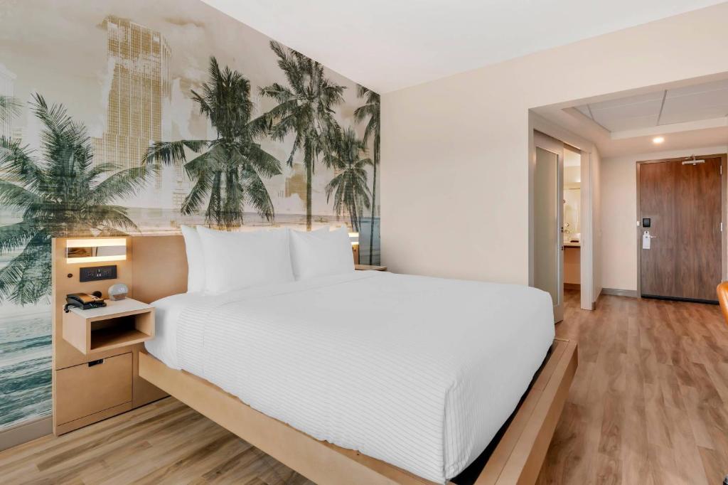 Cambria Hotel Tampa-Brandon photo