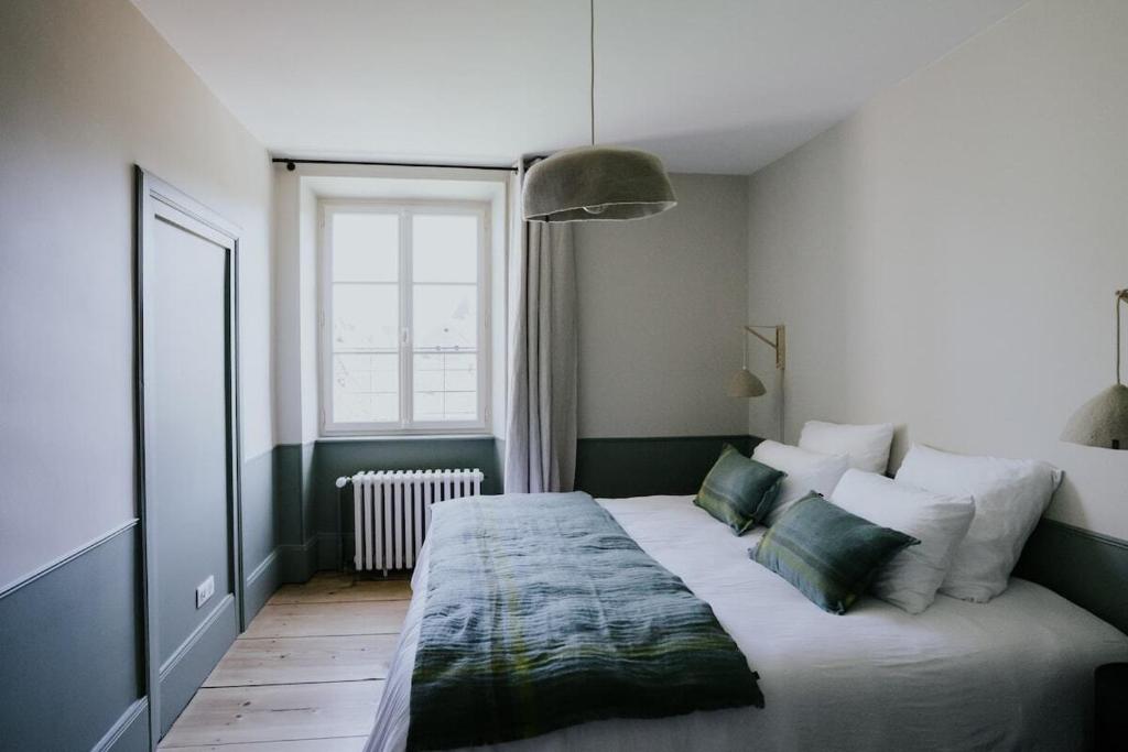Domaine La Commanderie - Two-Bedroom Apartment With View