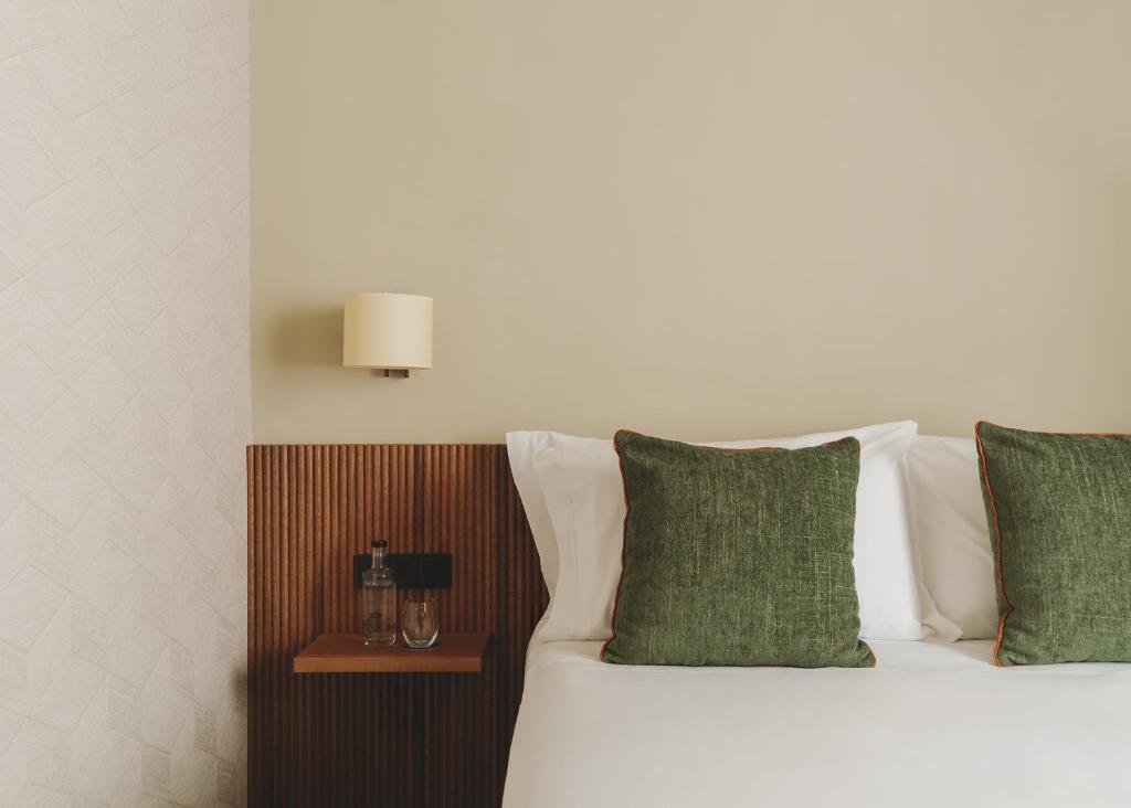 Catalonia Boulevard - 2