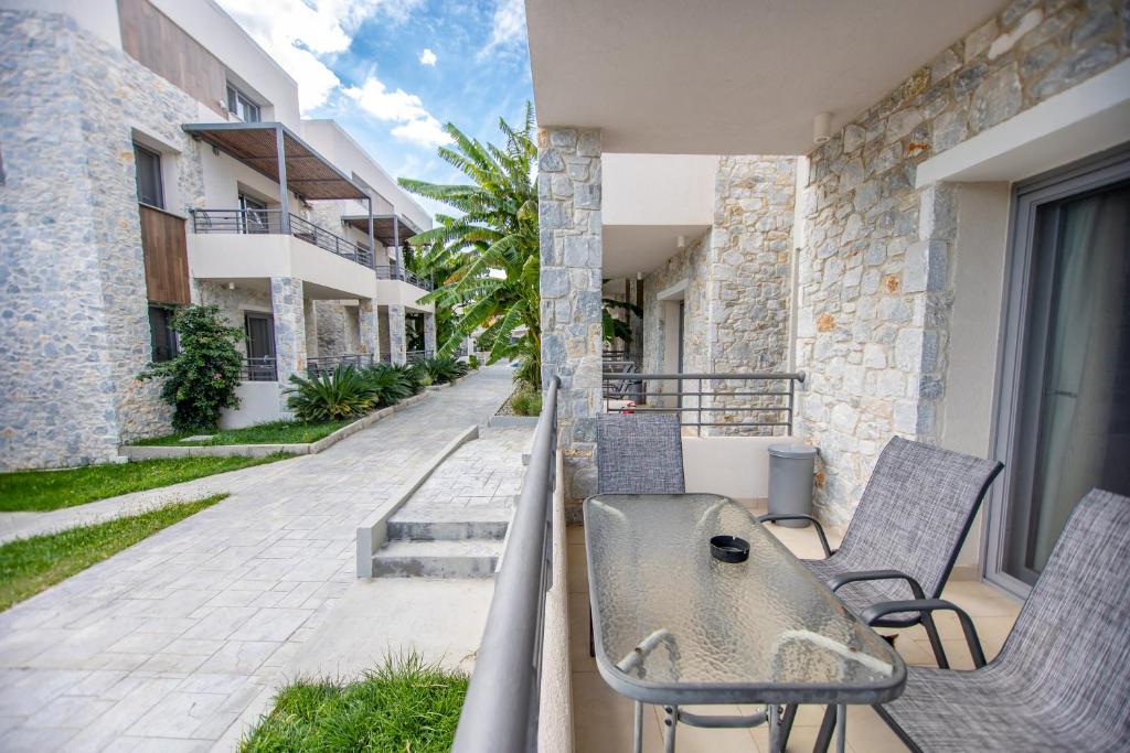 THALASSIA LUXURY APARTMENTS - 3