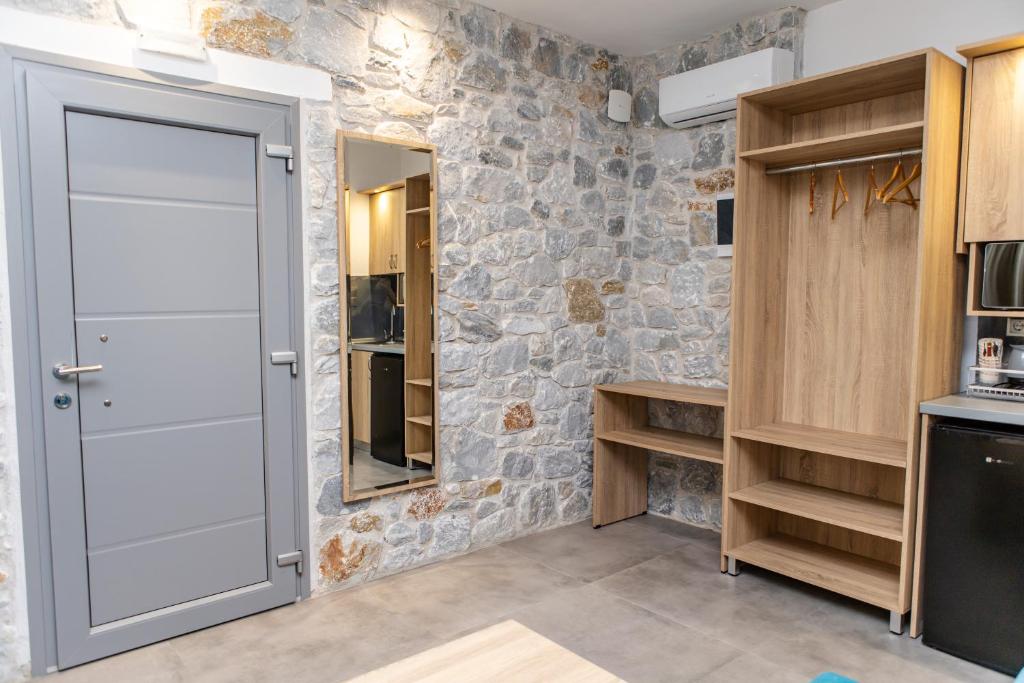 THALASSIA LUXURY APARTMENTS - 6