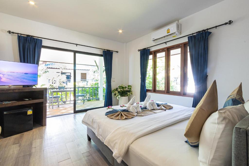 Three Trees Samui Resort - Sarocha Villa - 1