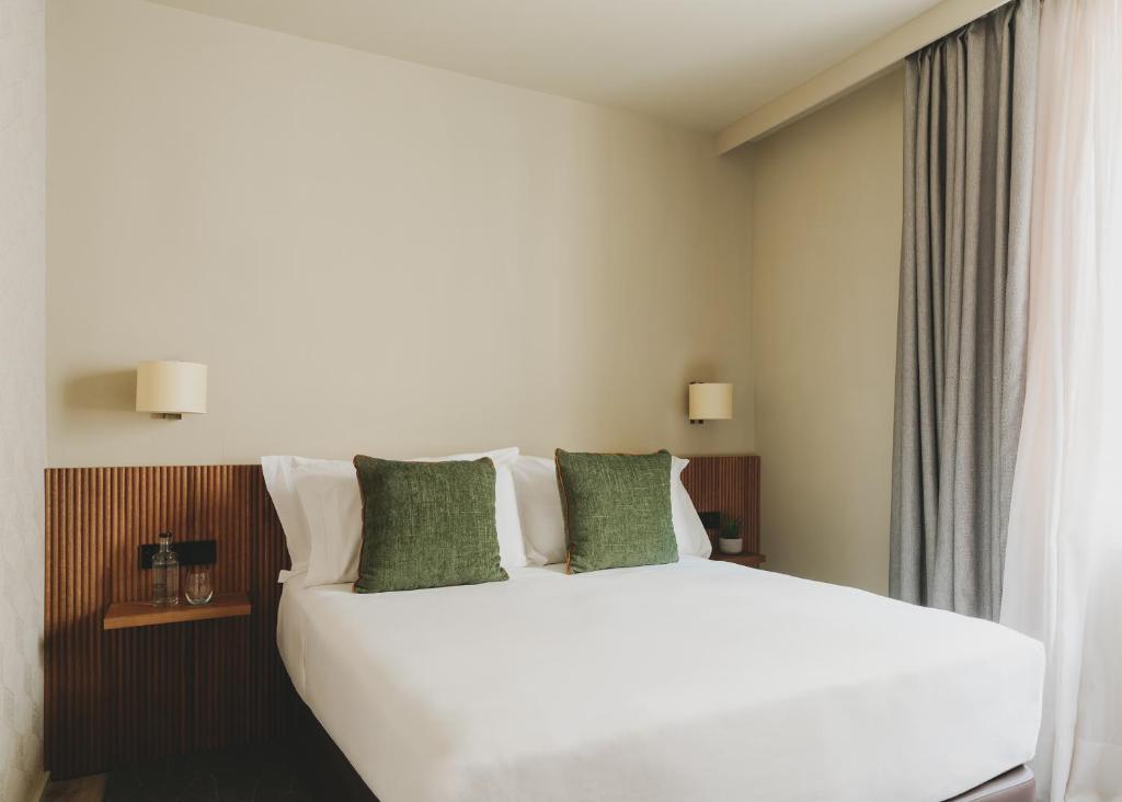 Catalonia Boulevard - 7