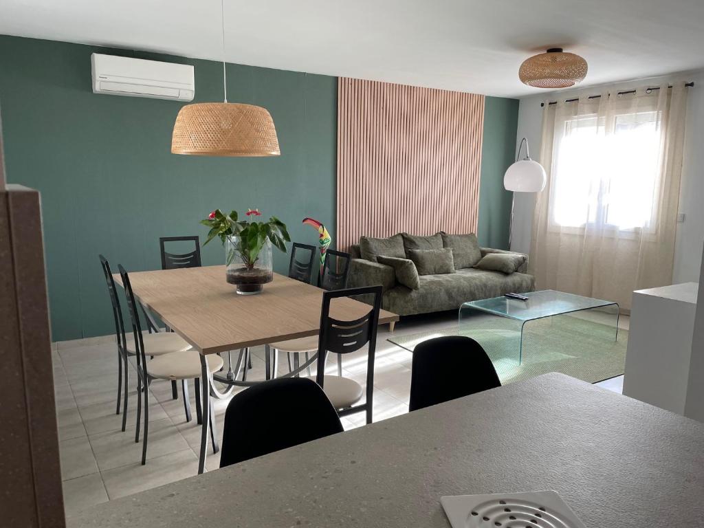 Ruang duduk di appartement cosy