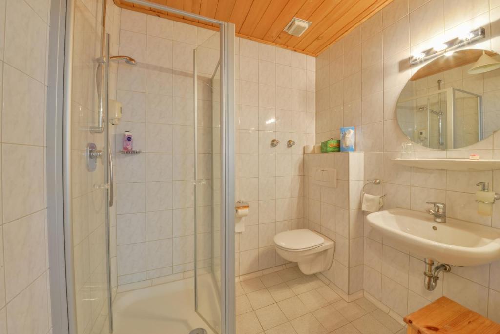 Gasthof Pritscher - Twin Room