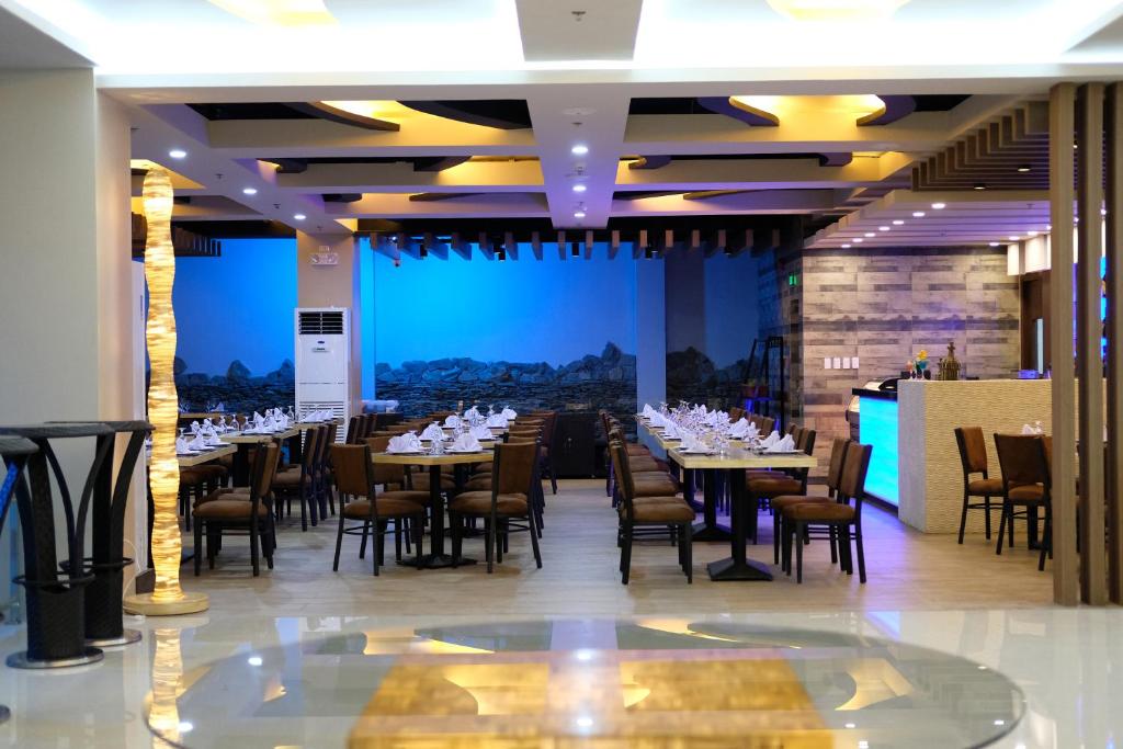 Restaurace v ubytování Kew Hotel Tagbilaran