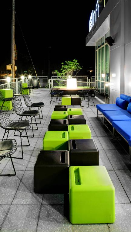 Aloft by Marriott Chapel Hill photo
