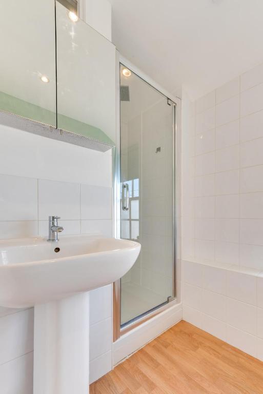 3 Bed in Southwold oc-bsts 3