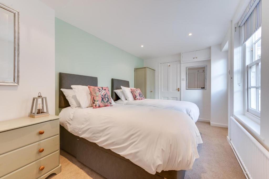 3 Bed in Southwold oc-bsts 7