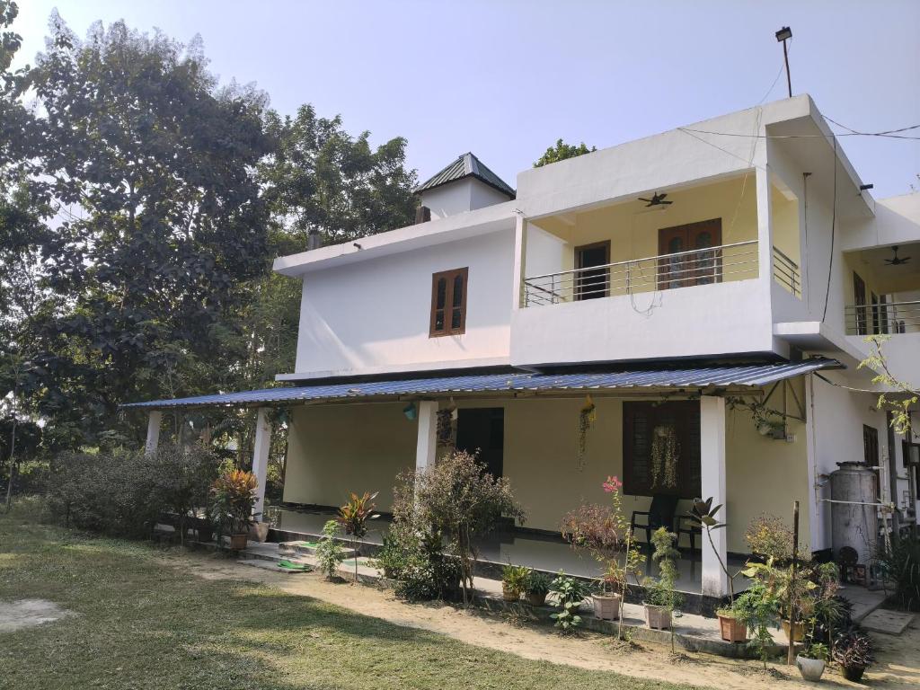 an image of a house at Luxury Bonafide Villa in Lohārghāt