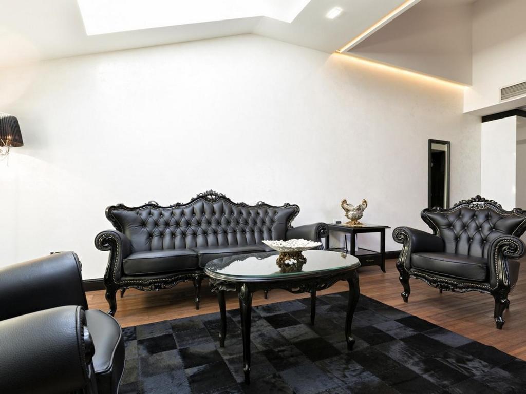 Posezení v ubytování Nova City Garni Hotel Signature Collection