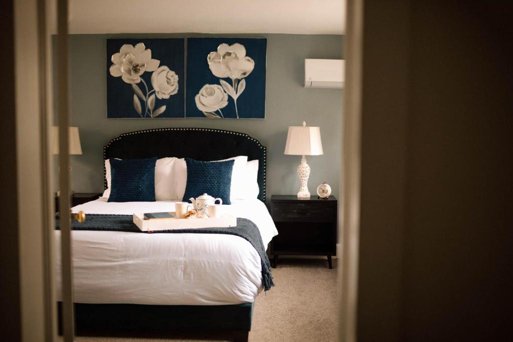 Chimney Hill Estate Inn - Deluxe Double Room With Shower