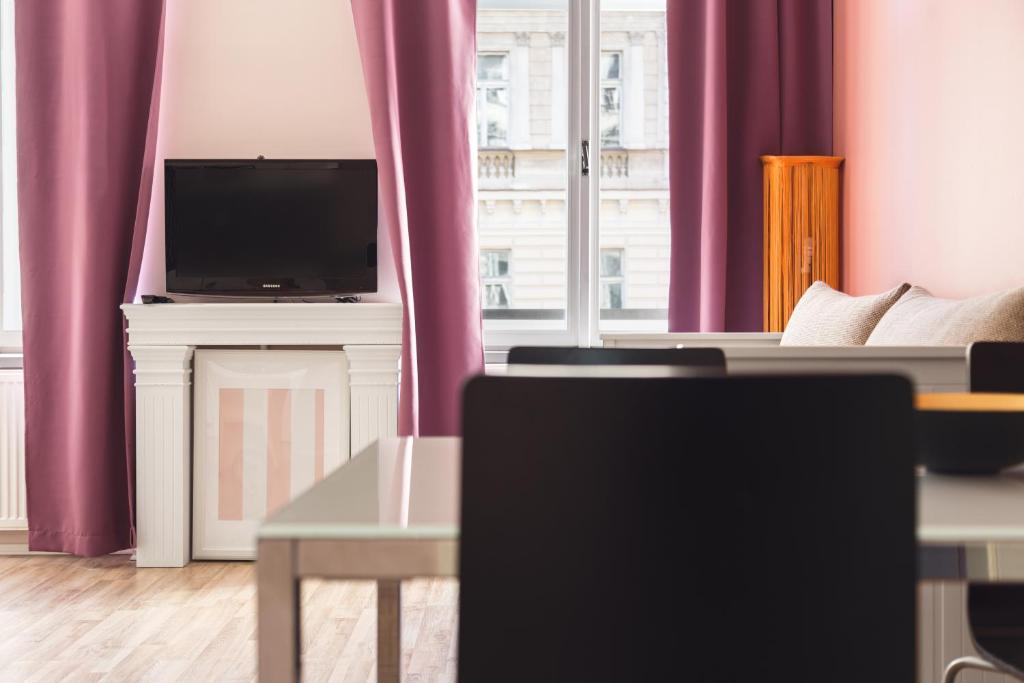 Royal Court Legerova - Resim 24