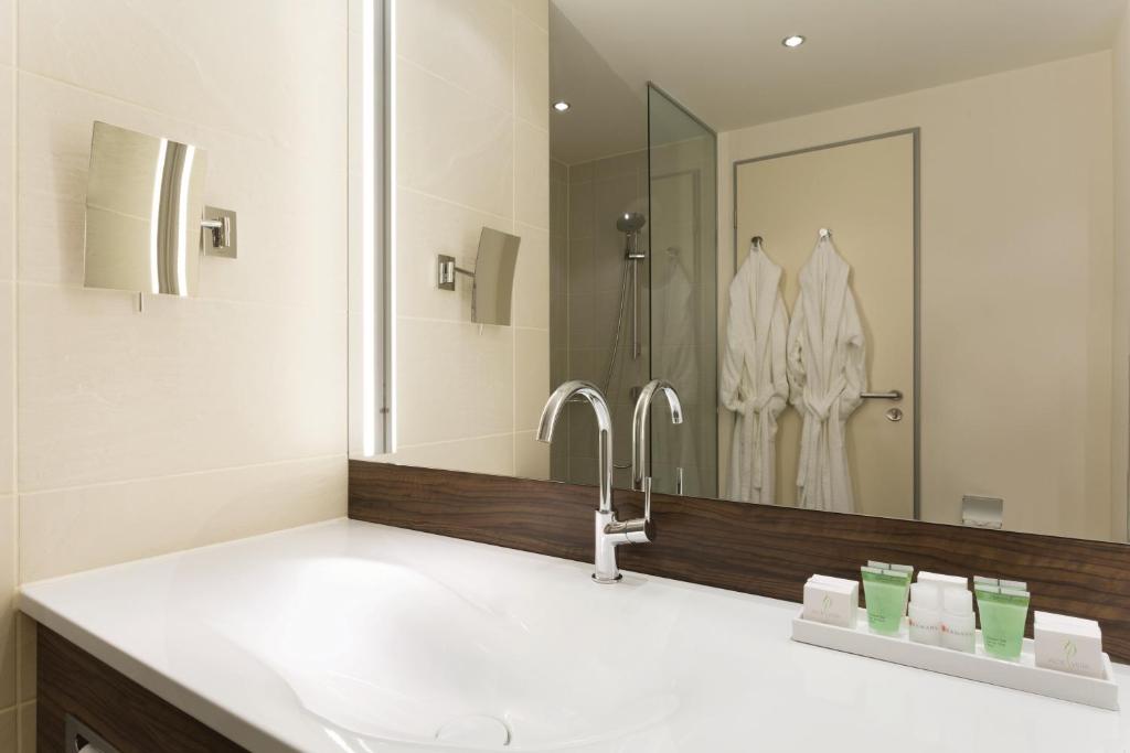 Hotel Ramada Pitesti - Resim 3