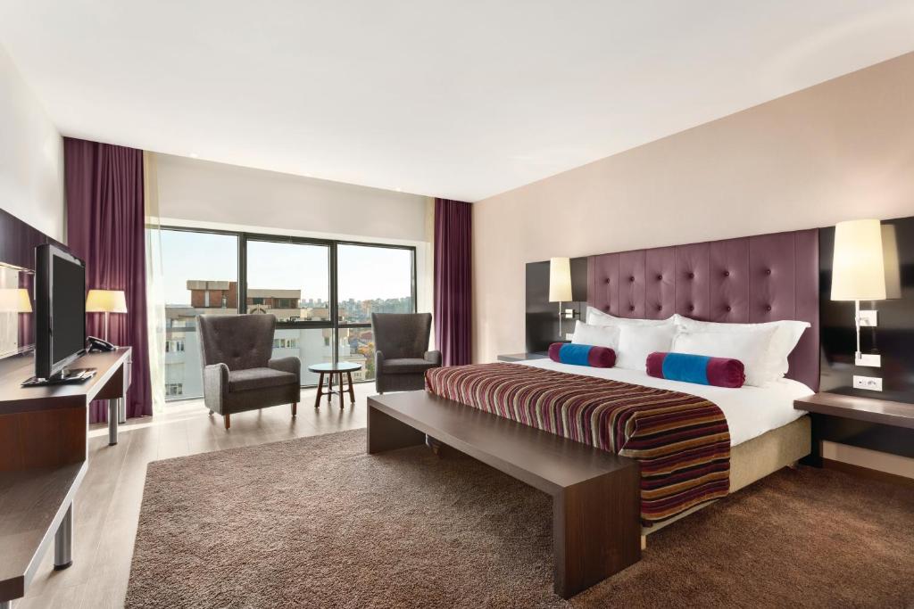 Hotel Ramada Pitesti - Resim 8