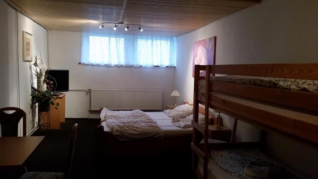 Pension und Restaurant Die Burg - Familienzimmer