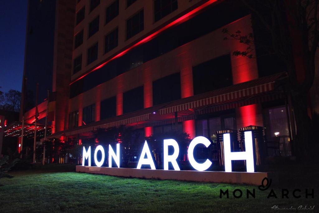 Hotel Ramada Pitesti - Resim 6