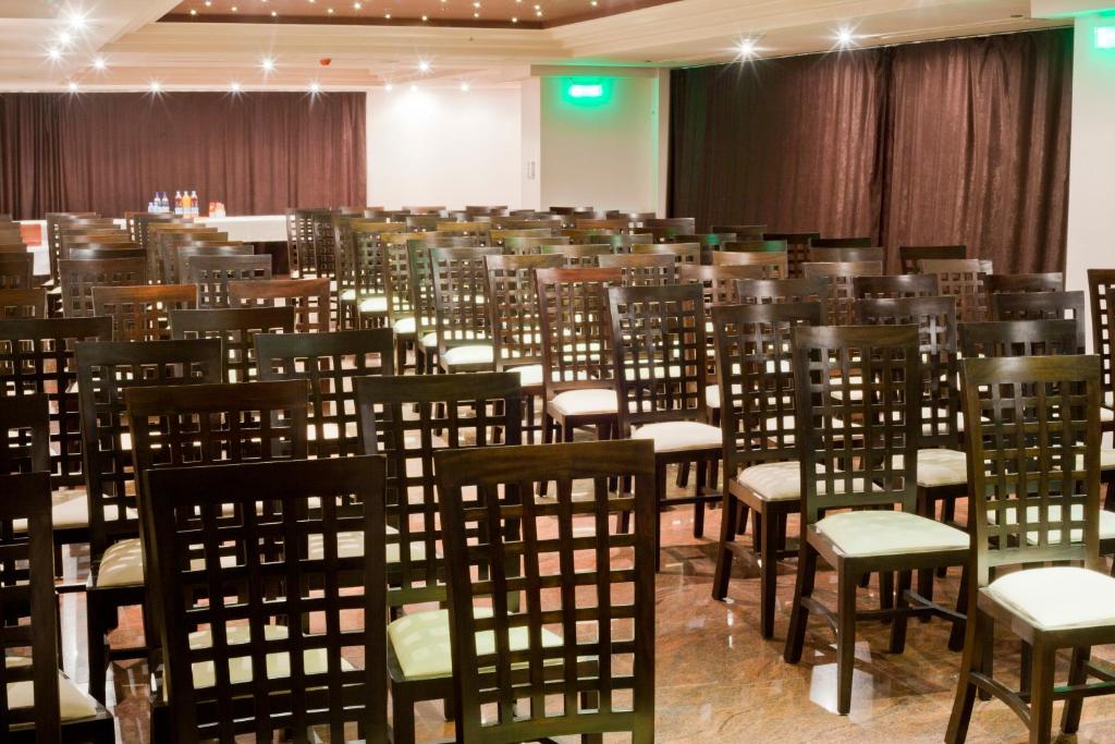 Restaurace v ubytování Hotel Yesterday