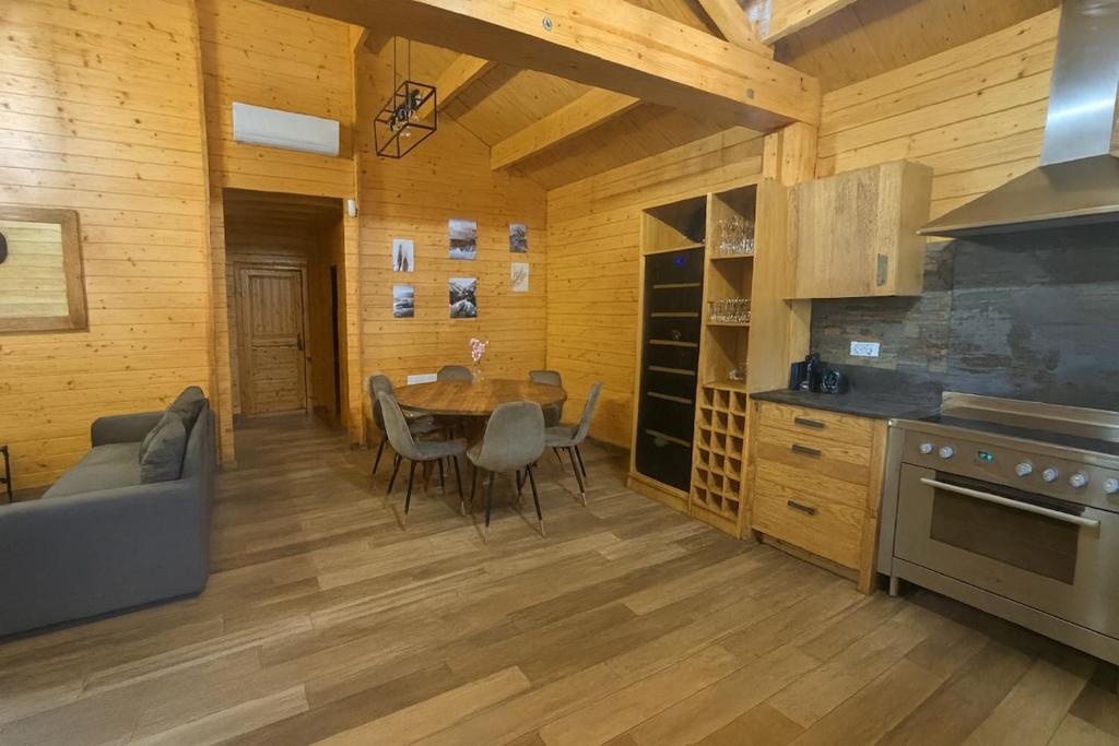 Le Chalet Alloy - 10 minutes from Disneyland