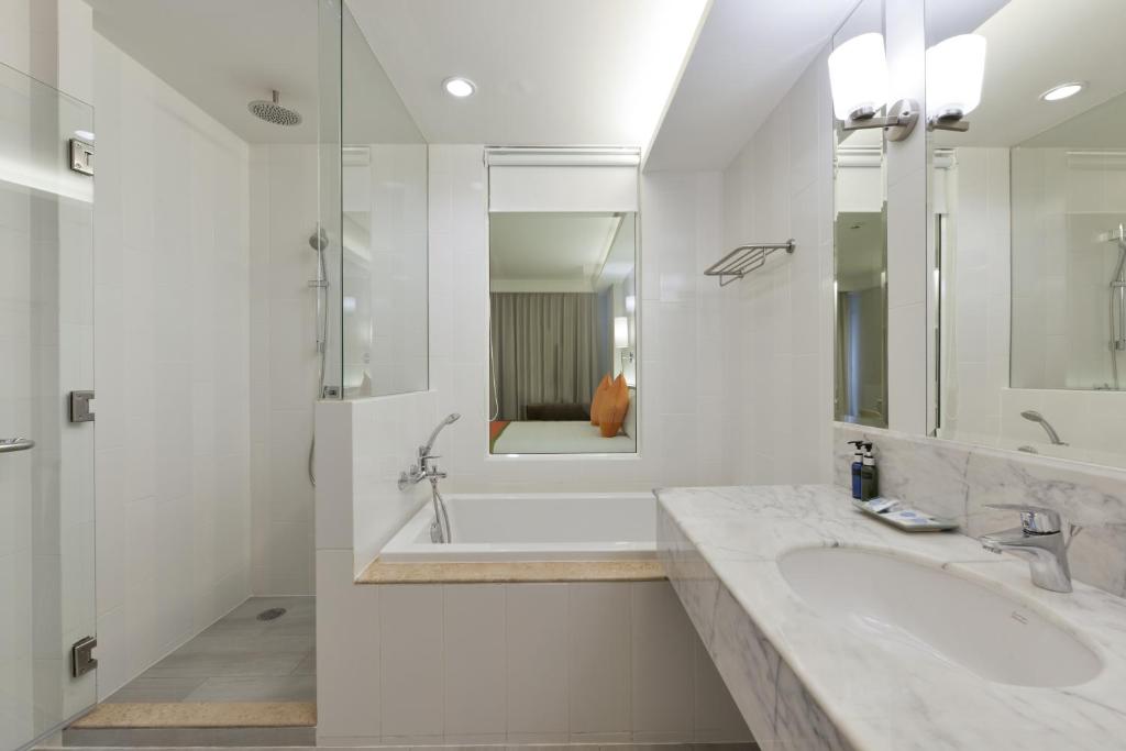 Hisea Huahin Hotel - Resim 26