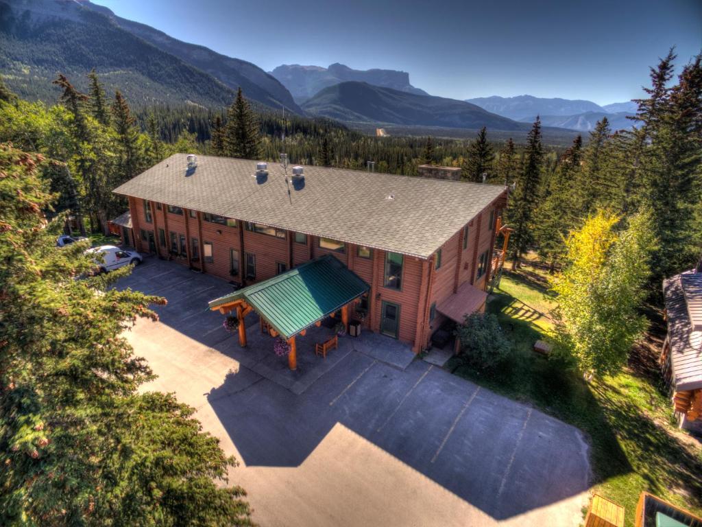 an overhead view of a large house with a roof at Overlander Mountain Lodge in Jasper