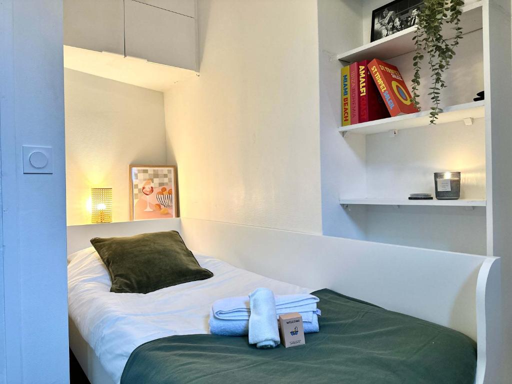 366 New Suite Ventura - Tiny Apartment Paris Center