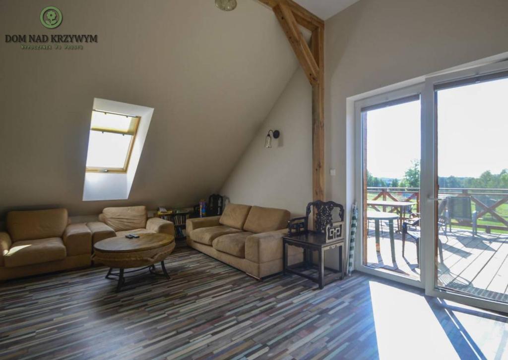 Dom nad Krzywym - prywatna plaża, 2 boiska, sauna, plac zabaw - Casa De Cinco Dormitorios