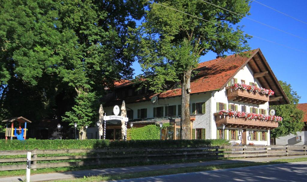Budova, kde se penzion – hostinec nachází