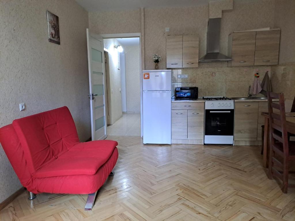 تصویر اتاق‌های Cozy Apartment in the Center of Saburtalo - تصویر ۲