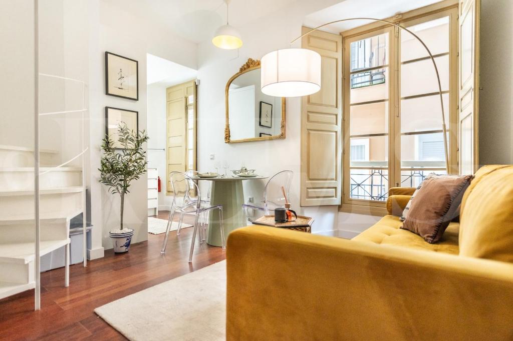 Charming Duplex in the Heart of Málaga REMS