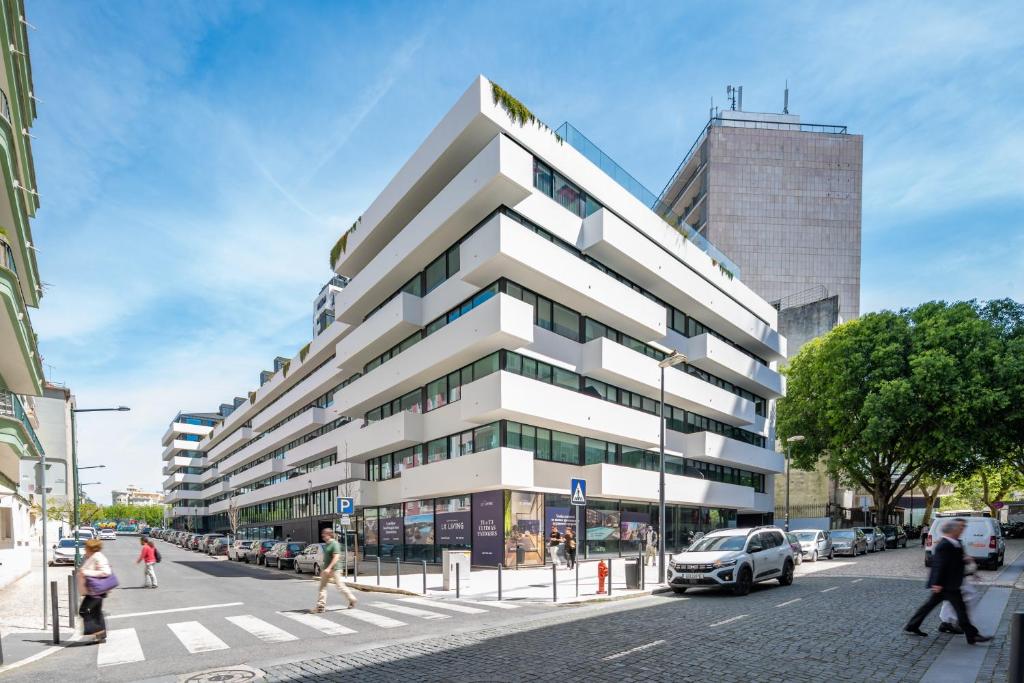 Mirabilis Apartments - LX Living