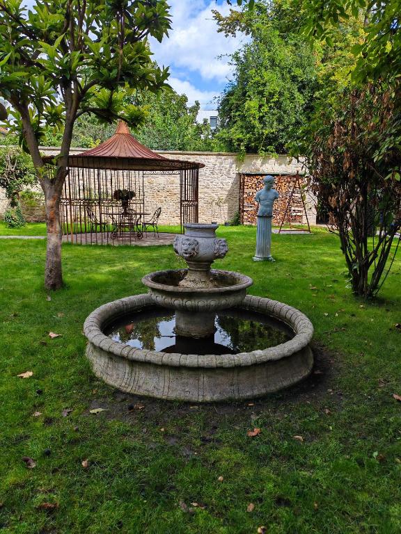 Villa Raspail - Apartment With Garden View