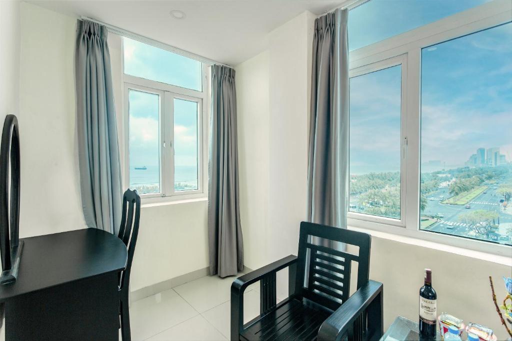 Suite Có Giường Cỡ King Nhìn Ra Biển