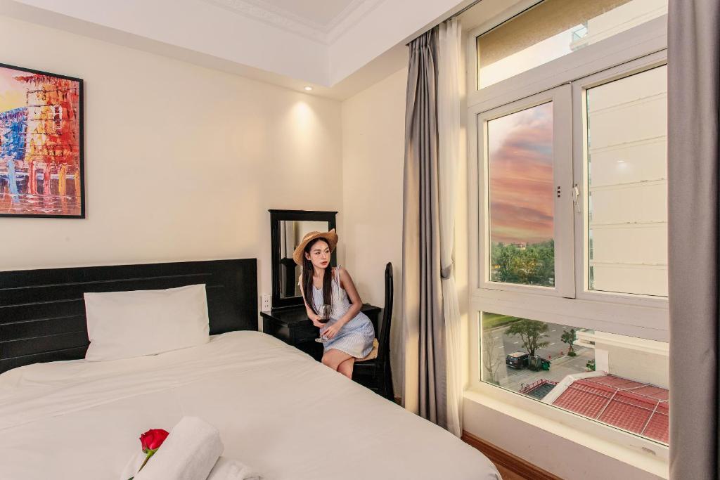 Twin Room with Parital Sea View