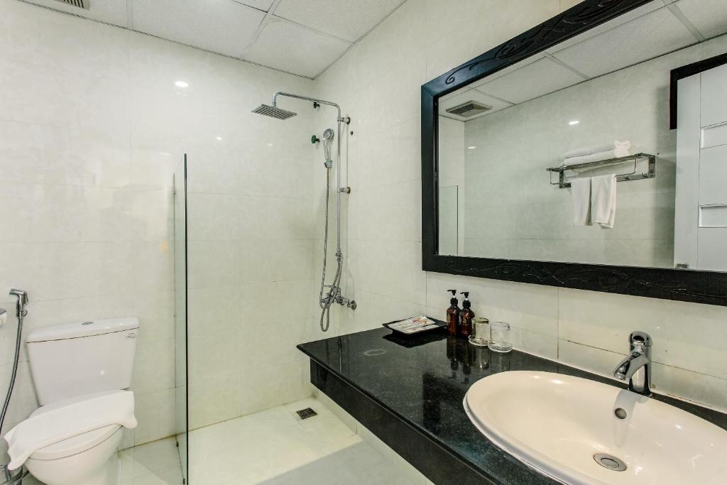Twin Room with Parital Sea View