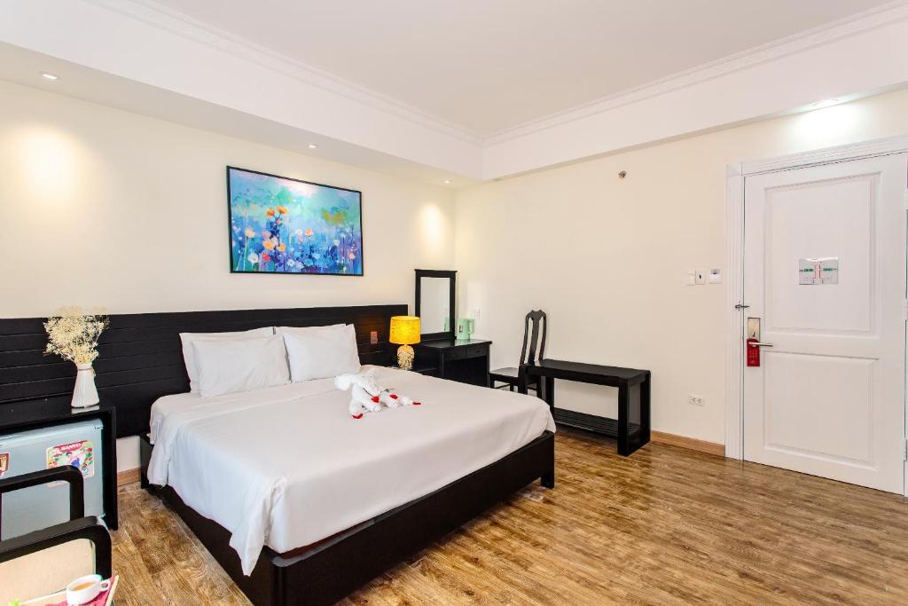 King Room with Parital Sea View