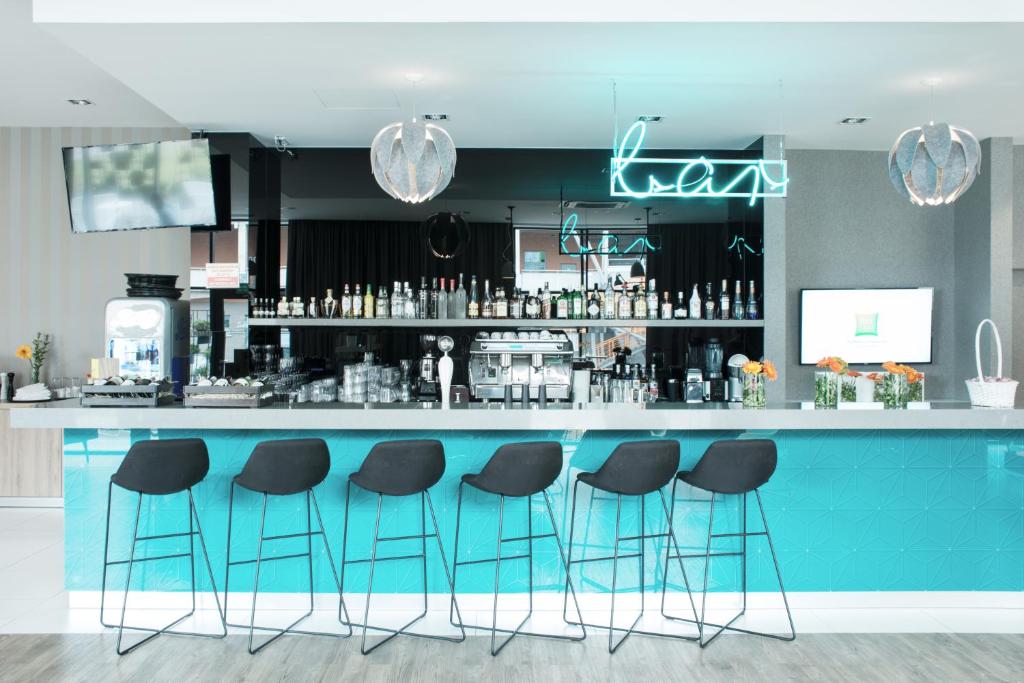 Lounge alebo bar v ubytovaní ibis Styles Siedlce