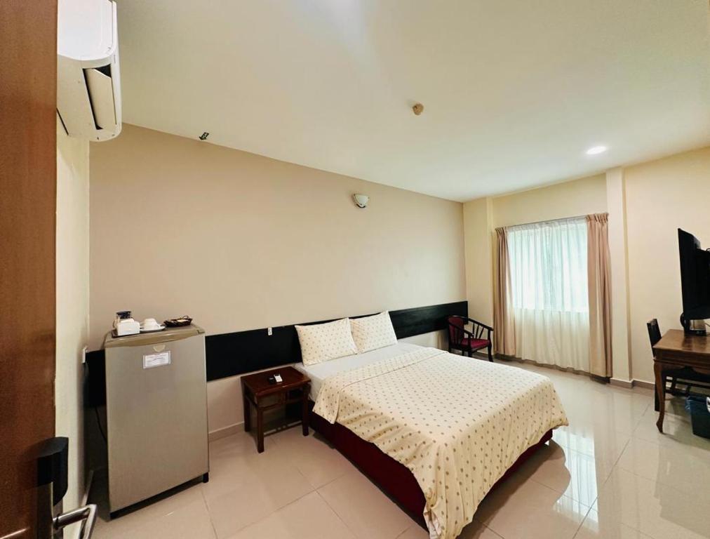 GRAND FAR EAST HOTEL SDN BHD - Deluxe Suite