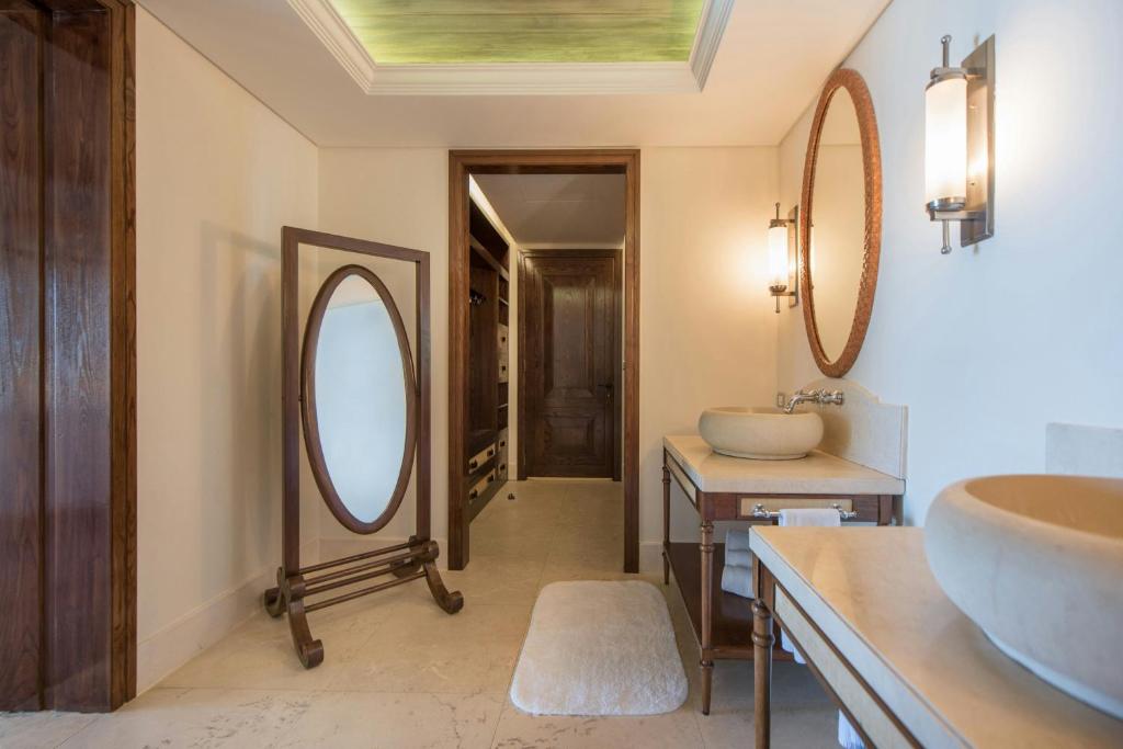 The St. Regis Le Morne Resort, Mauritius - 10