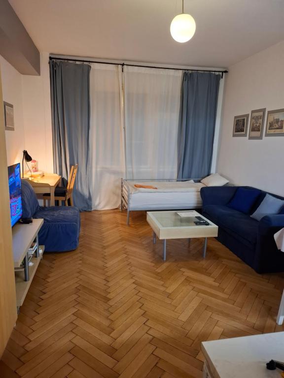 Zona d'estar a Coronation Apartment
