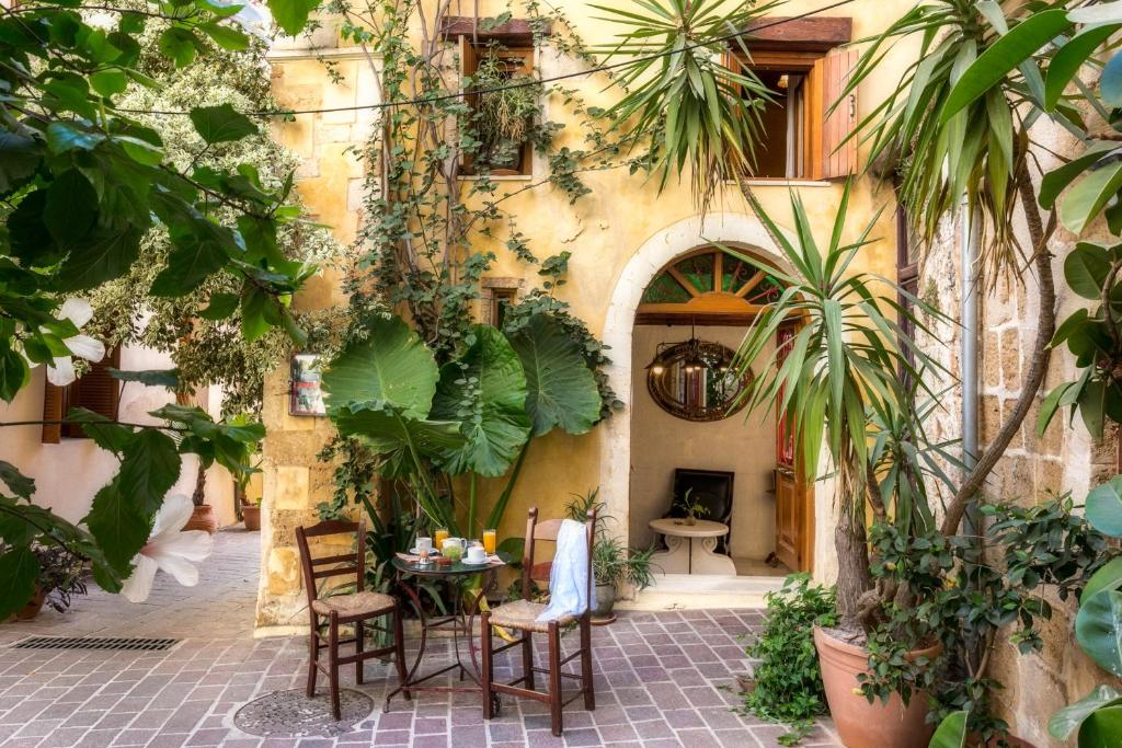 Ifigenia Traditional Rooms & Maisonettes - 1