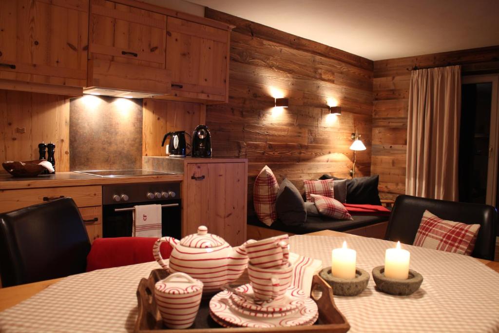Kuchyň nebo kuchyňský kout v ubytování Chalet Tannenhof