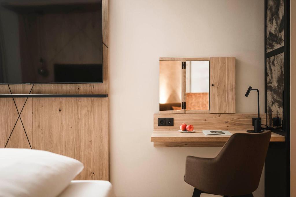 VALARA Alpine Art Hotel - 11