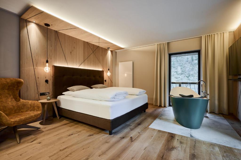 VALARA Alpine Art Hotel - 15